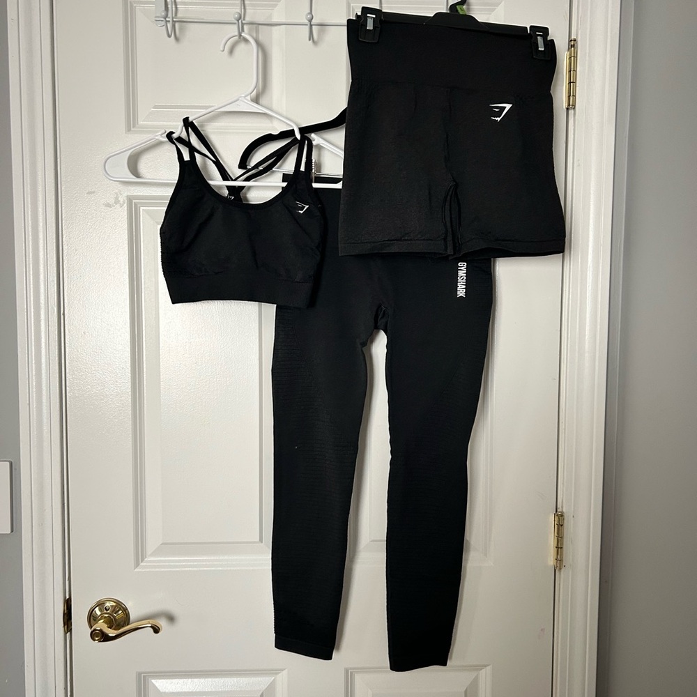 Gymshark Black Workout Bundle